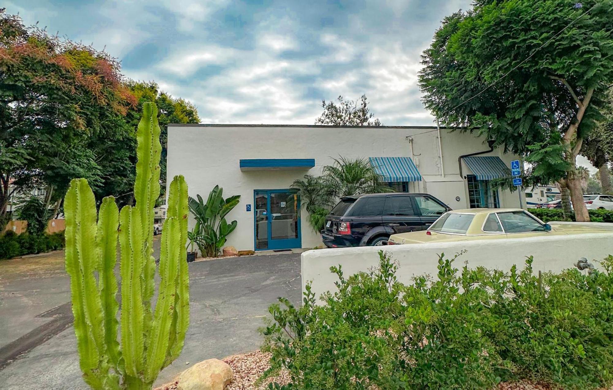 Ith Santa Barbara Beach Hostel Bagian luar foto